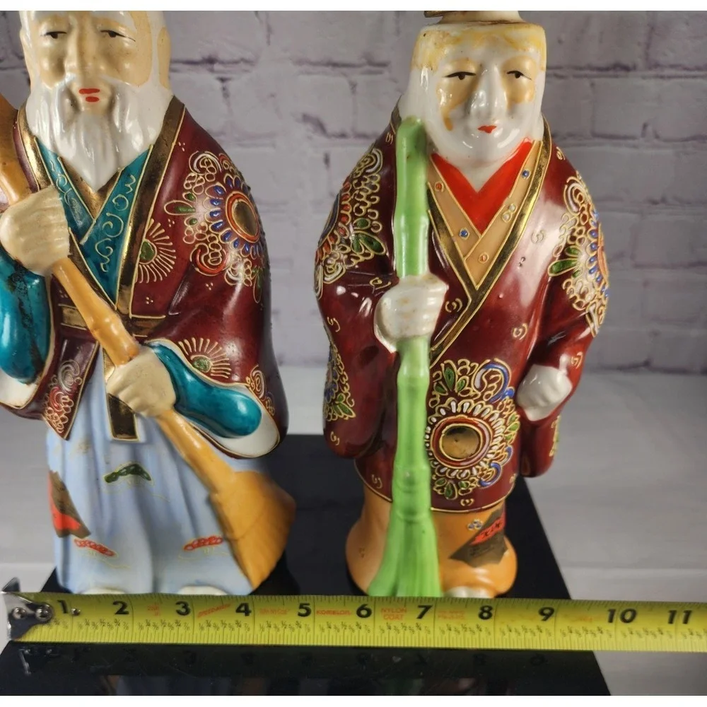 Set of 2 Vintage Kamotsuru Decorative Decanters Ornate Made in Japan Empty